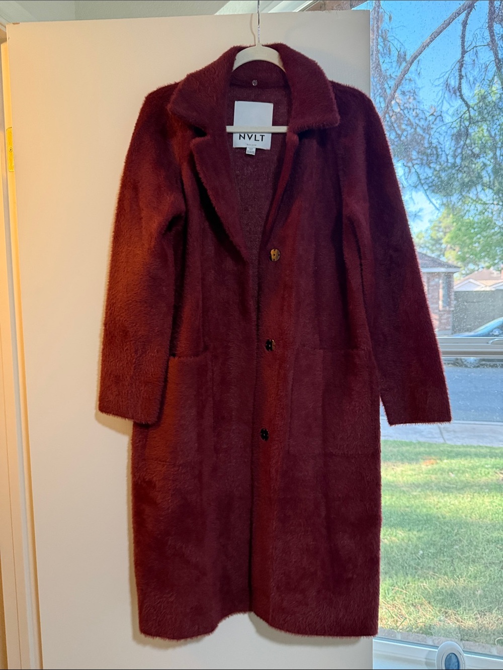 NVLT Women's Long coatigan in Burgundy